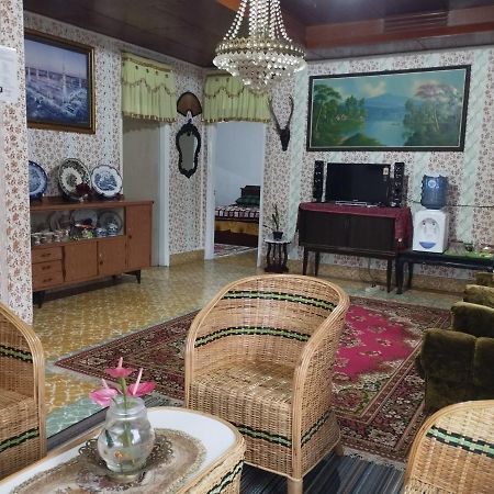 Mando Homestay III Bukittinggi Exterior photo